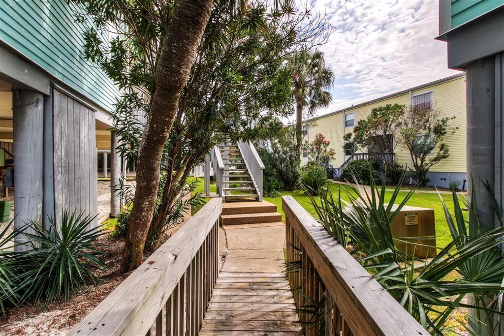 Renovated Pensacola Beach Condo With Community Pool! Kültér fotó